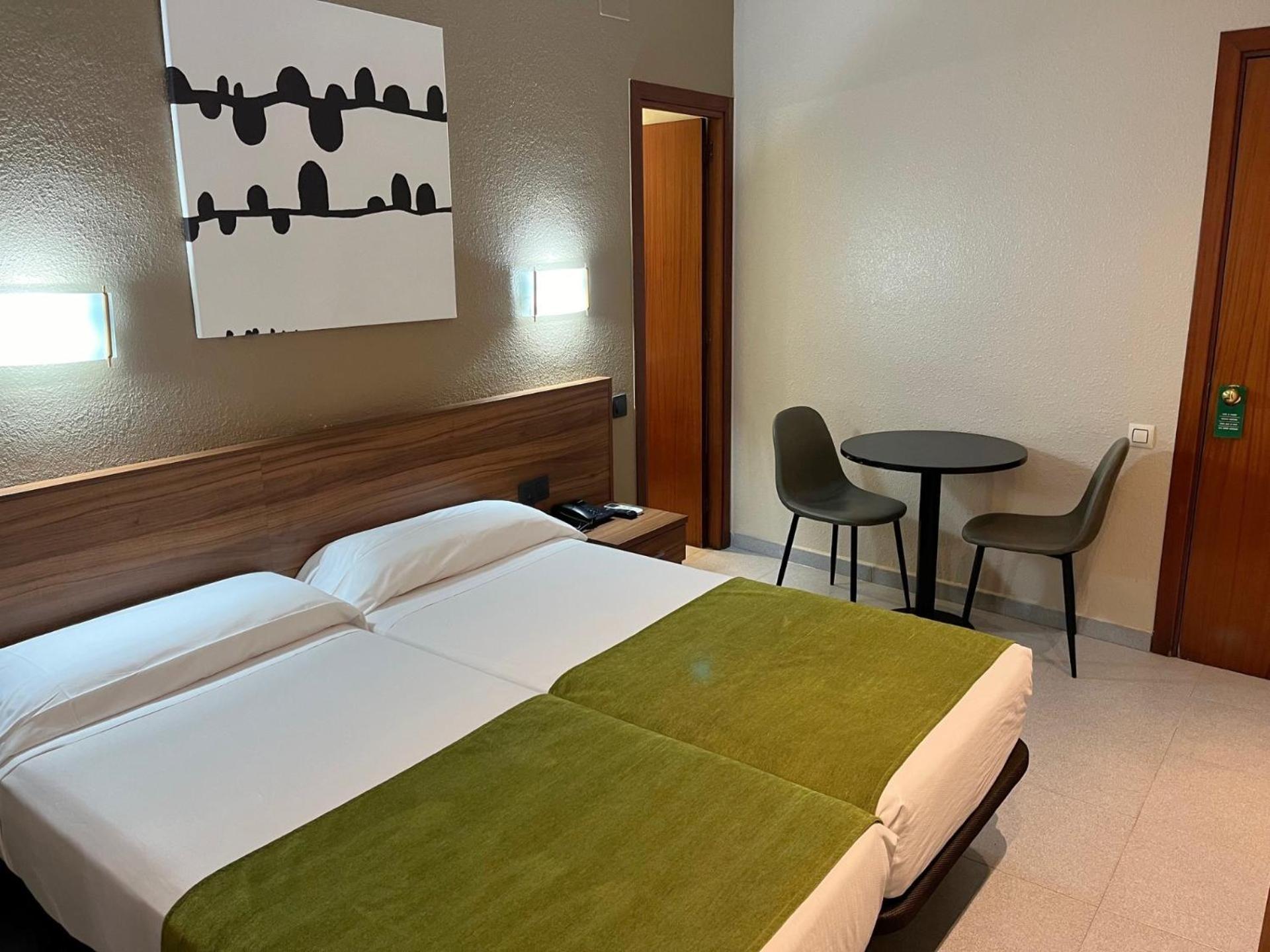 Hotel Aneto Barcelona Exterior foto